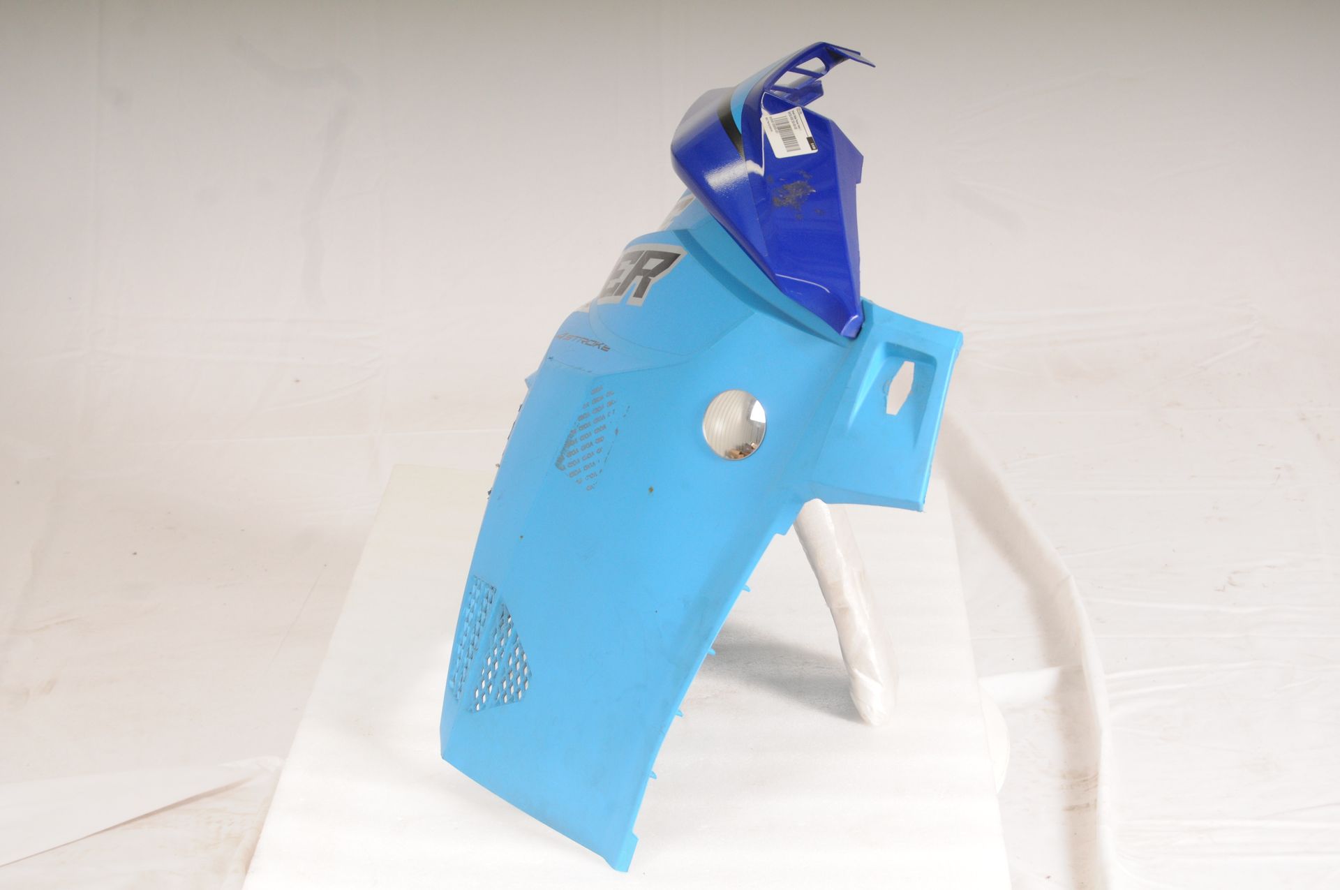8KSK81300000-001