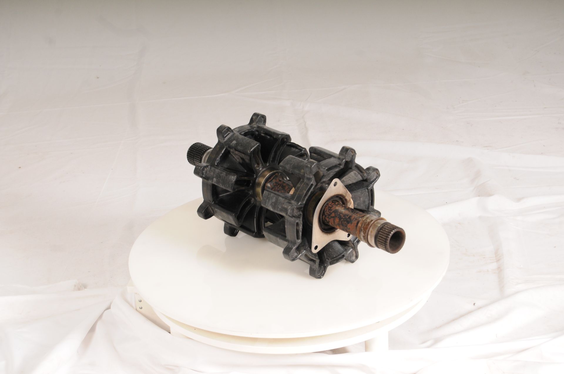8JRG75010000-001