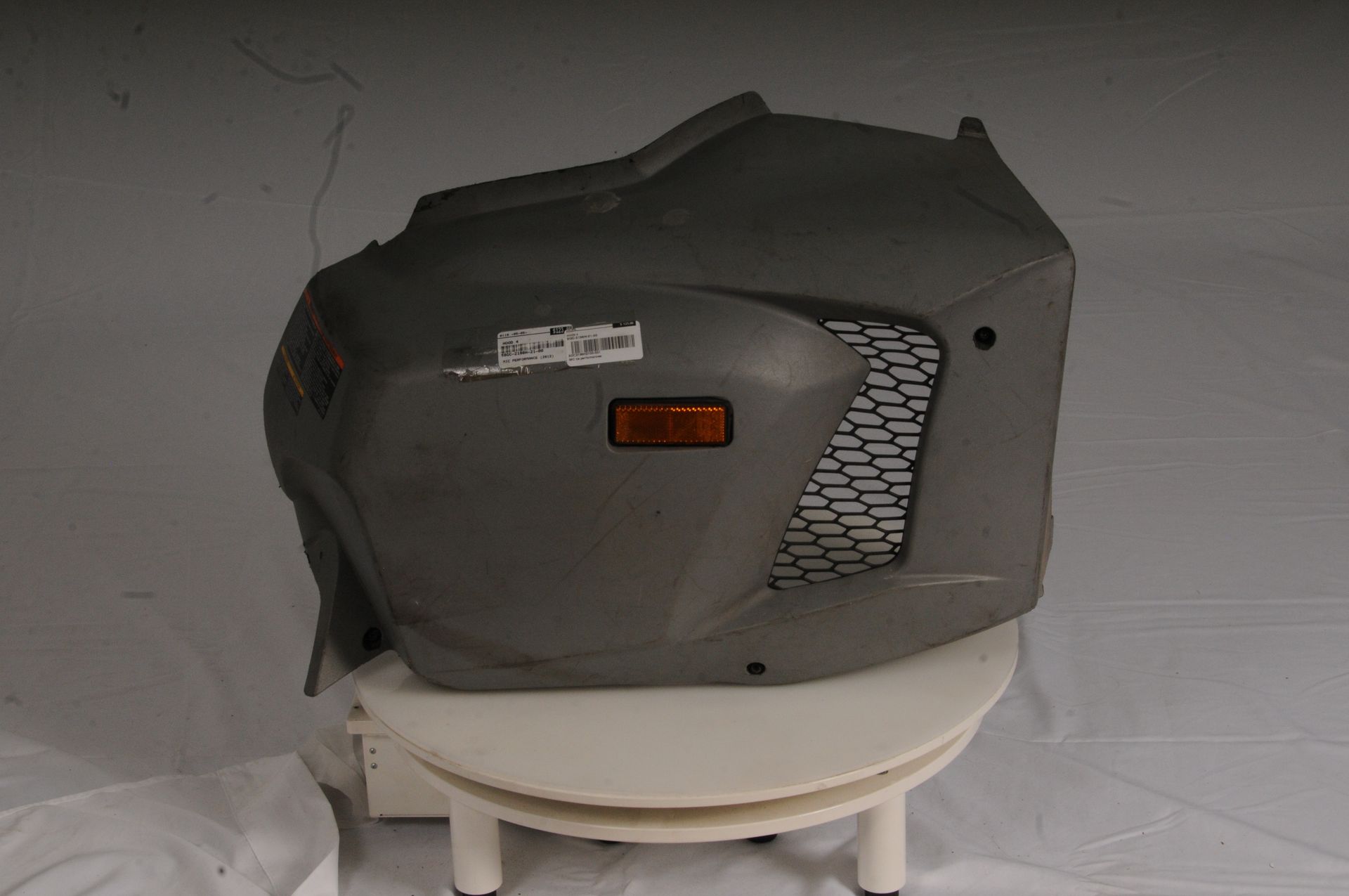 8GC2198H2100-001