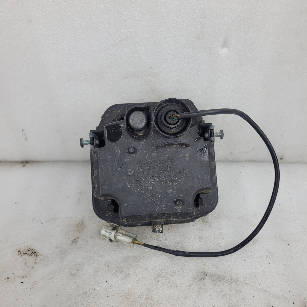 2UD843000000-008