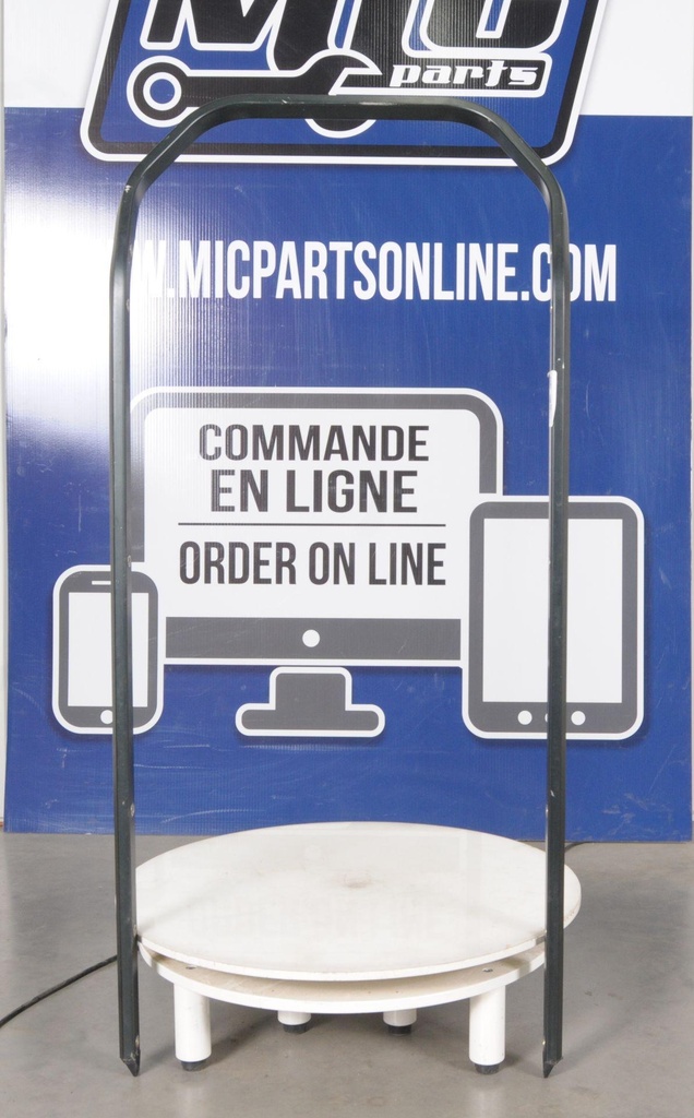 518328697-00702.jpg
