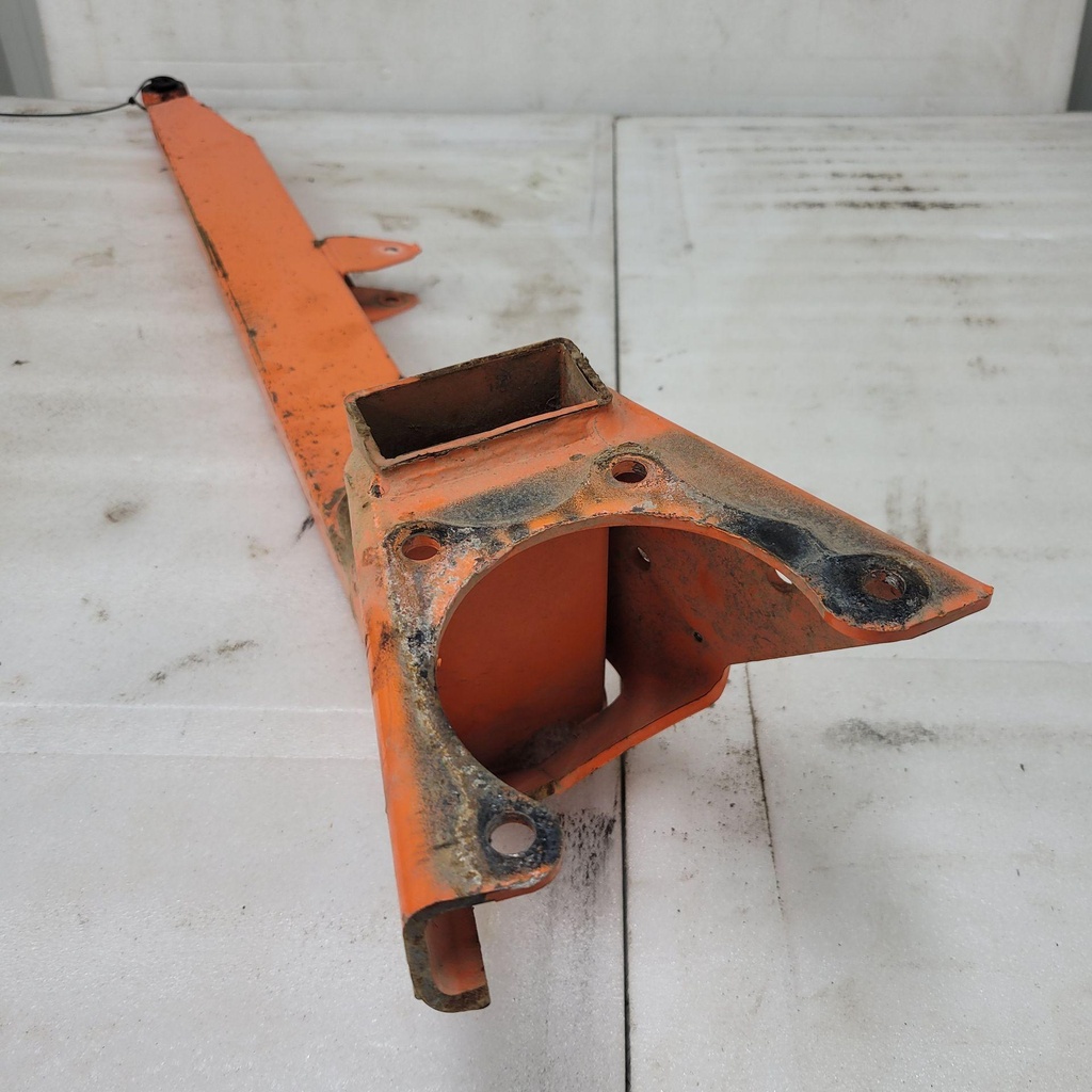 [1019356-589-001] TRAIL ARM WELD, LEFT