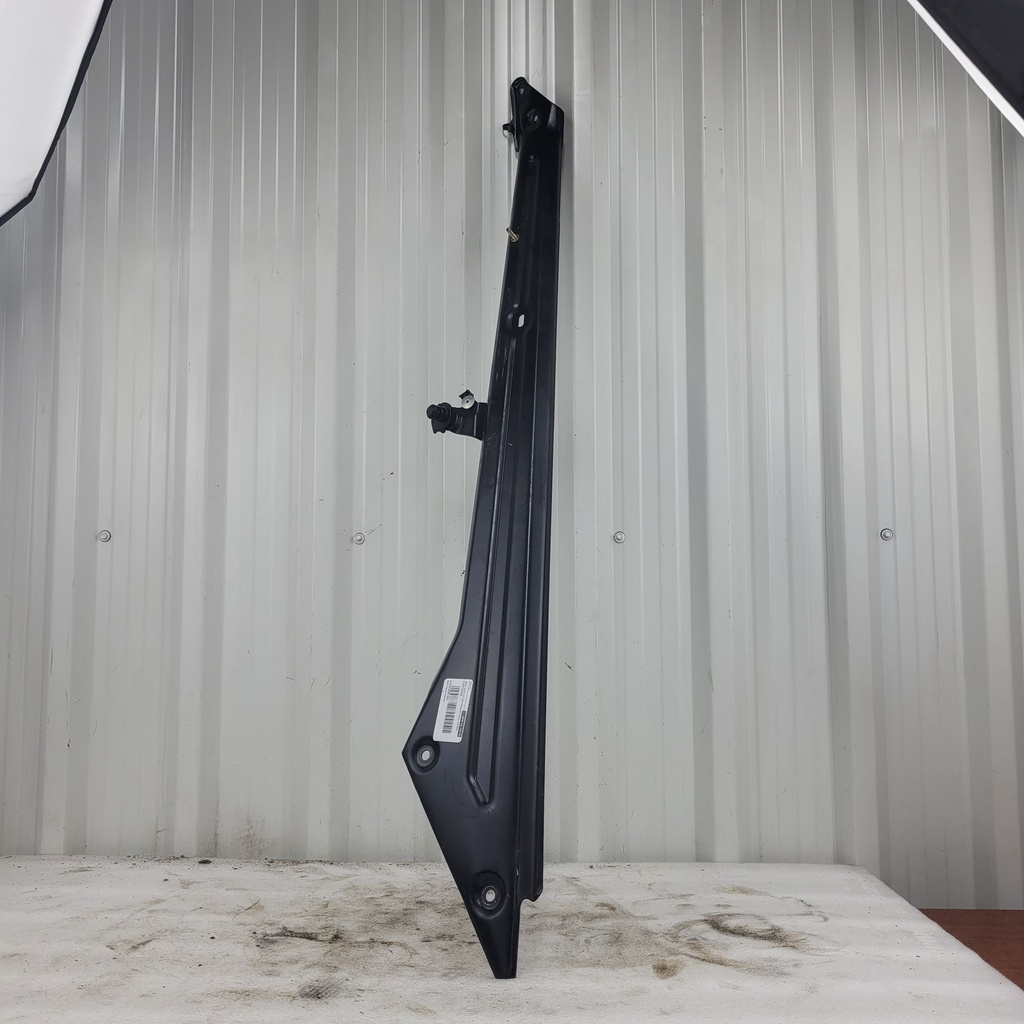 deep black, lh rear diagonal cross member