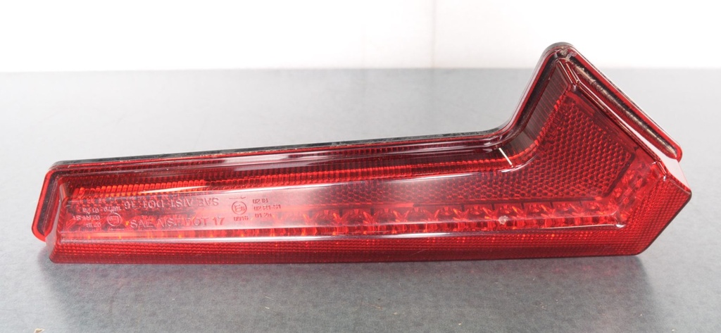 tail light assembly, right