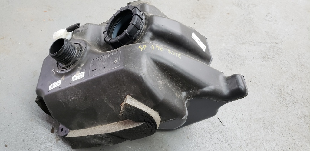 fuel tank assembly, 570 efi