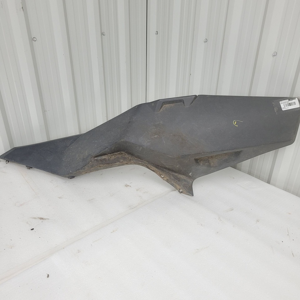 rh rear wheel fender