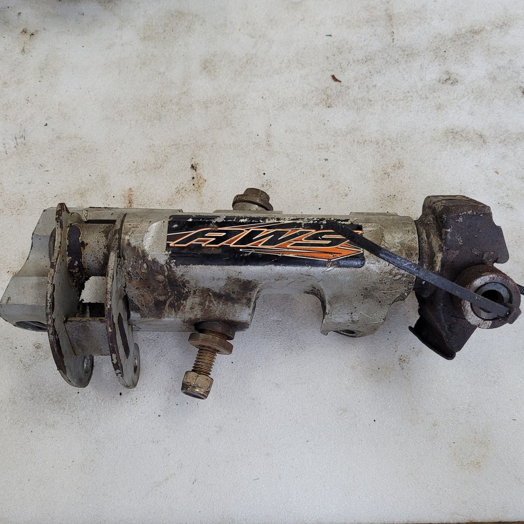 Spindle, Steering - R