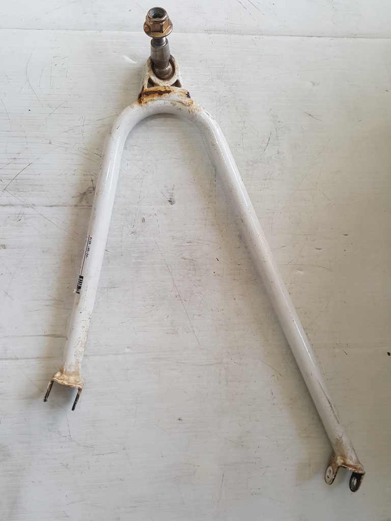 a-arm, upper - right - white