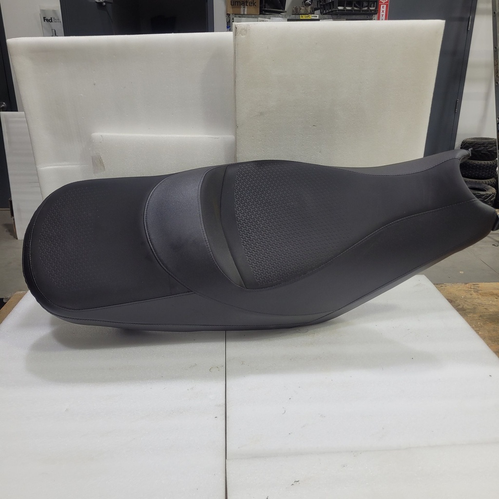 seat cover model deep black