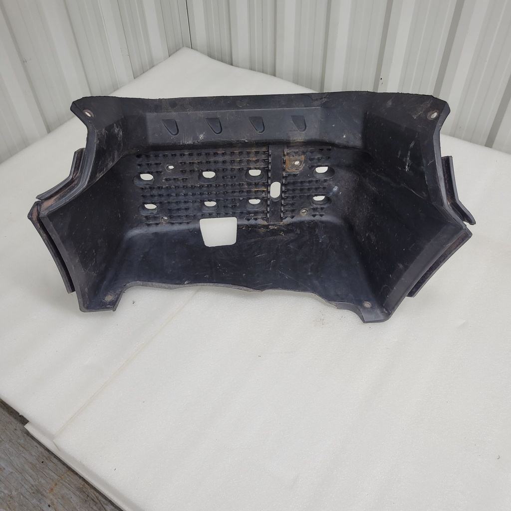 CUT FOOTWELL, RIGHT, GLOSS BLAC