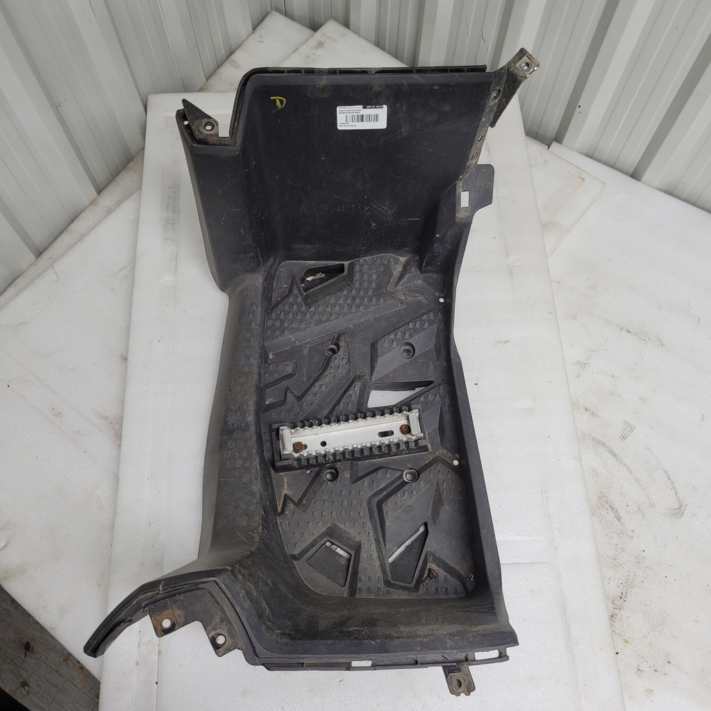 (new ref. 9ds#-042032-6001) rh footrest