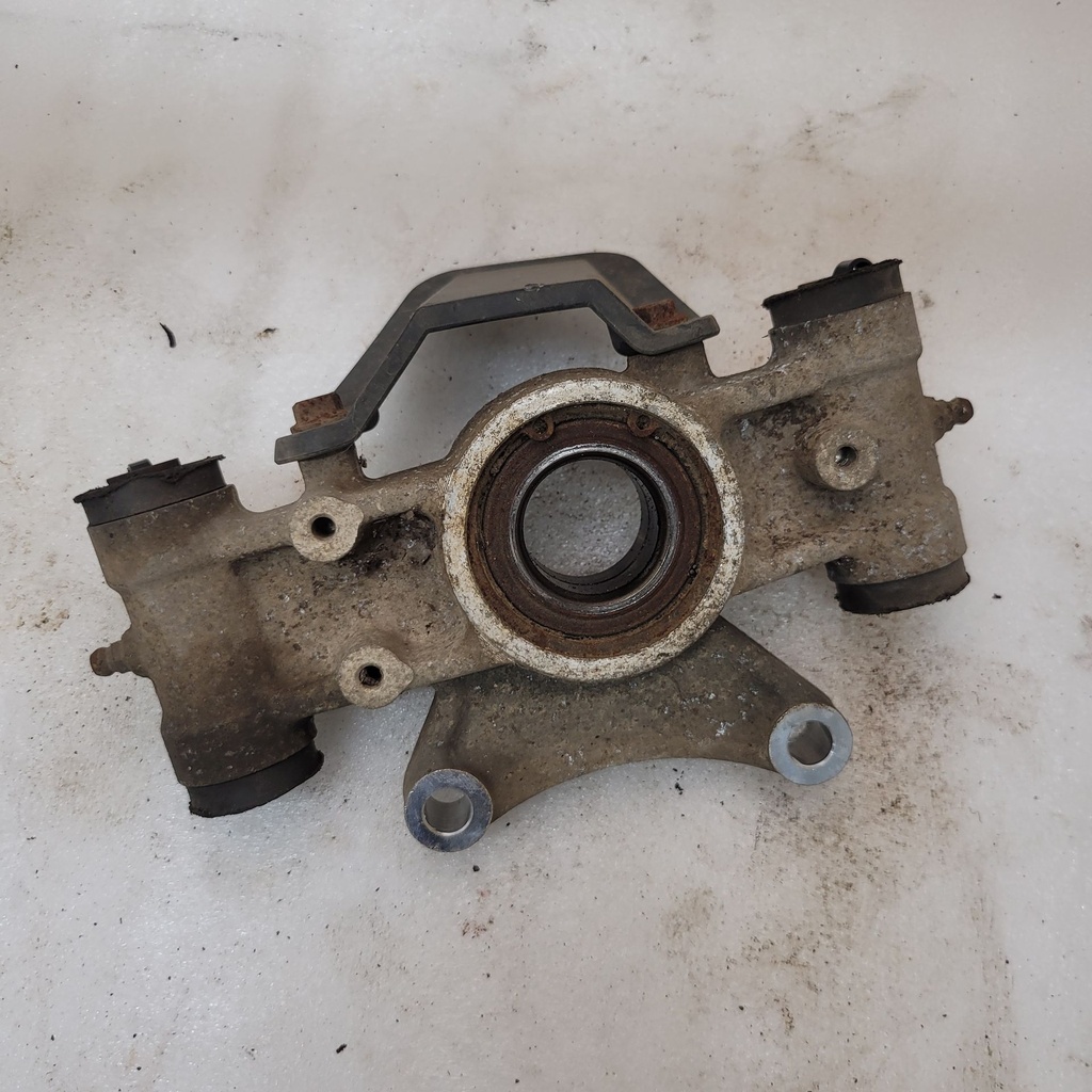 support, rear wheel shaft, lh