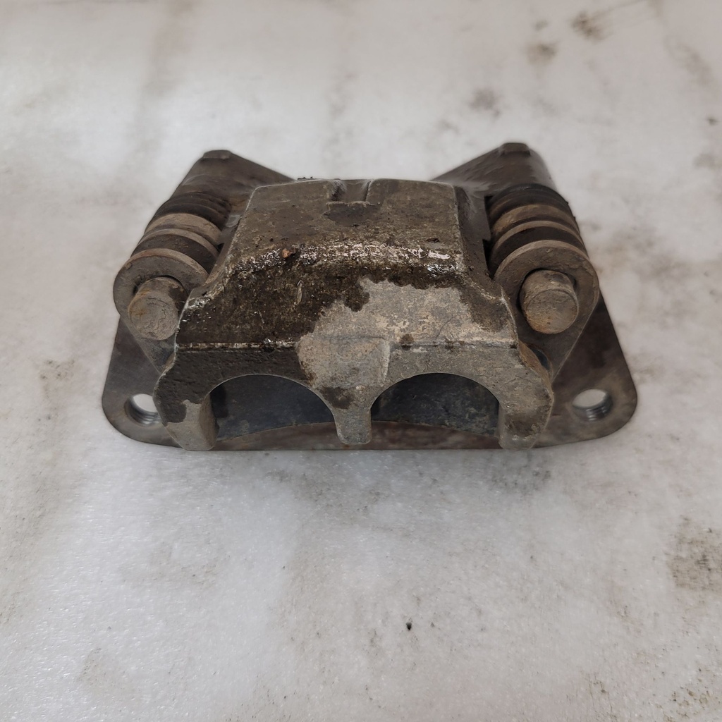 DISC BRAKE CALIPER ASSEMBLY, LE