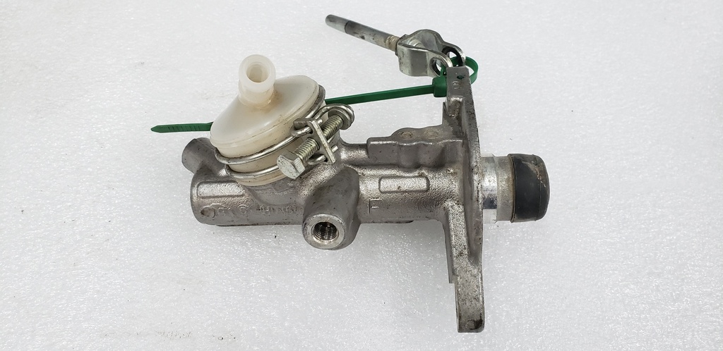 Master Cylinder Assy - 2HC-2583T-10-00 YAMAHA