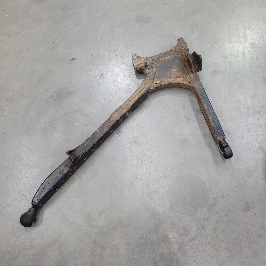 RH LWR ARM - 2HC-F2107-01-00 YAMAHA