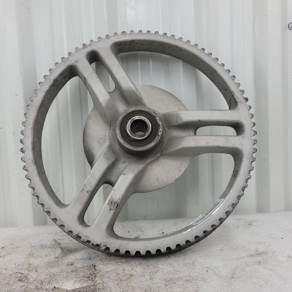 (new ref. 705502015) sprocket 79 teeth ass'y, metallic silver