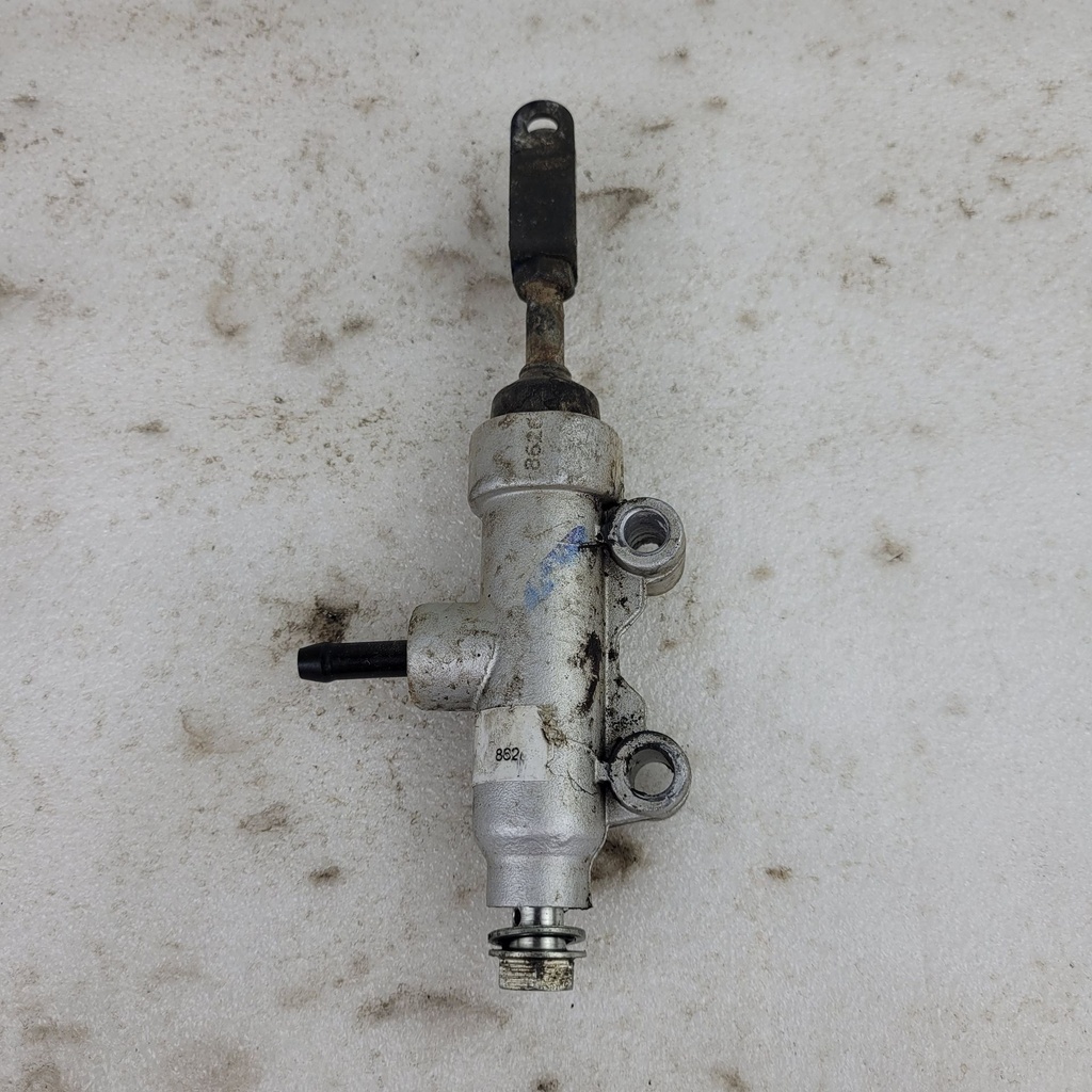 master cylinder foot assembly,
