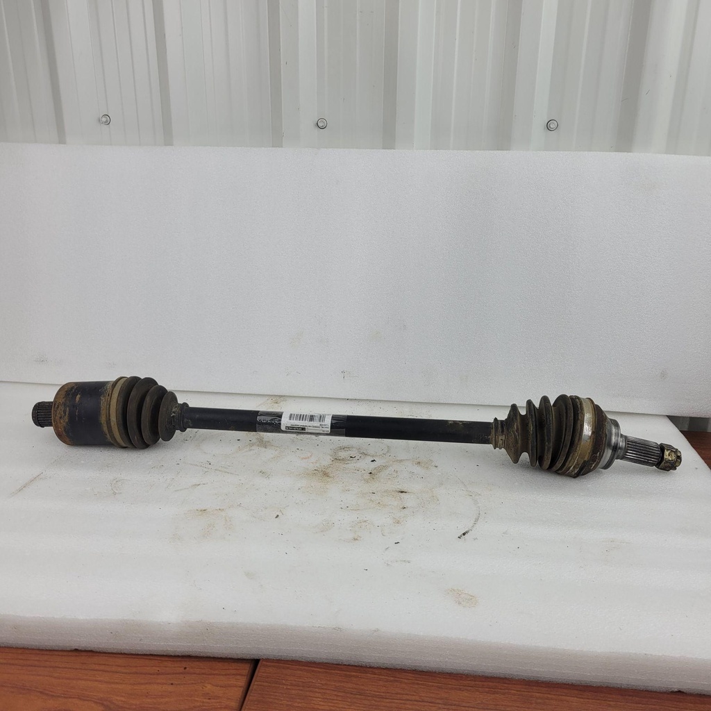 [1333439-001] (new ref. 1333944) rear halfshaft assembly