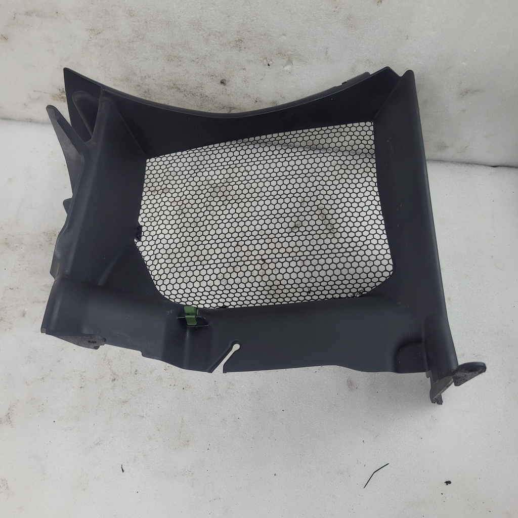 lh radiator hub cap