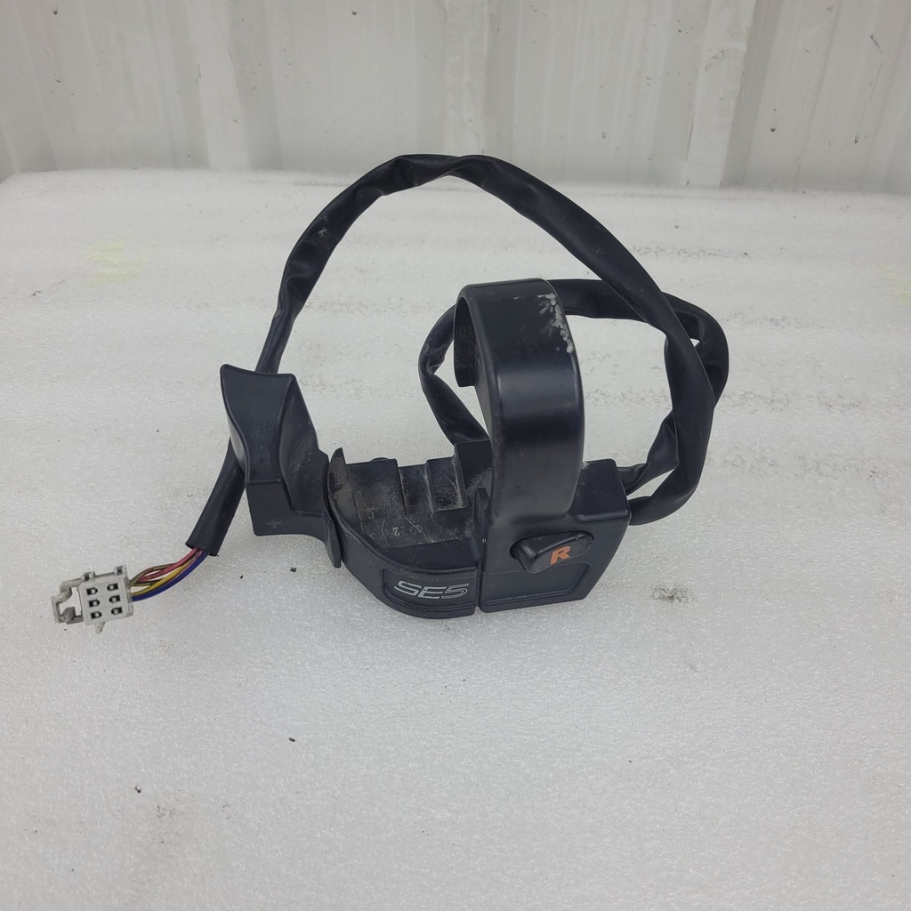 se5 switch housing