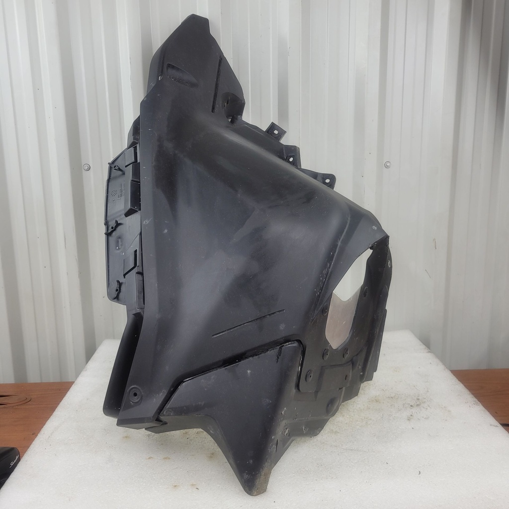 Deep Black, RH Bottom Pan