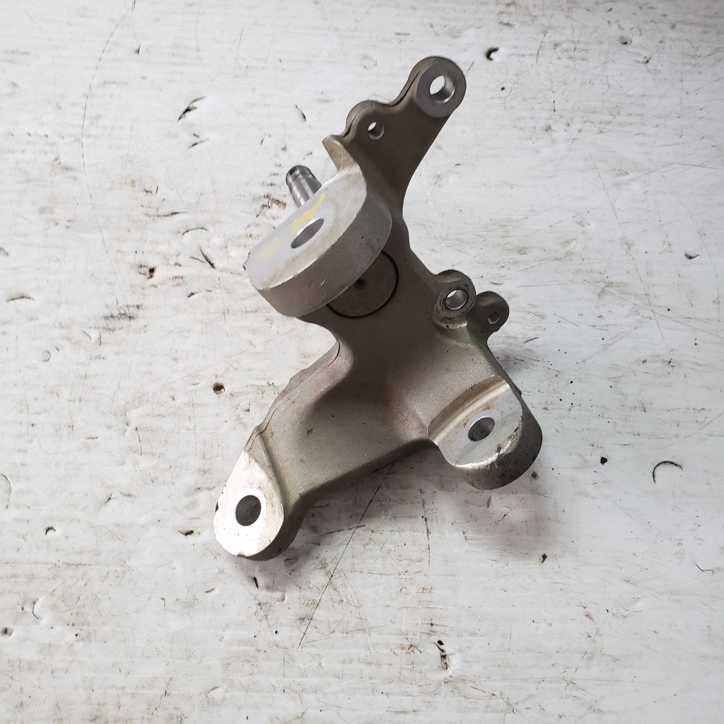 Knuckle, Steering - Right - 3405-043 ARCTIC CAT