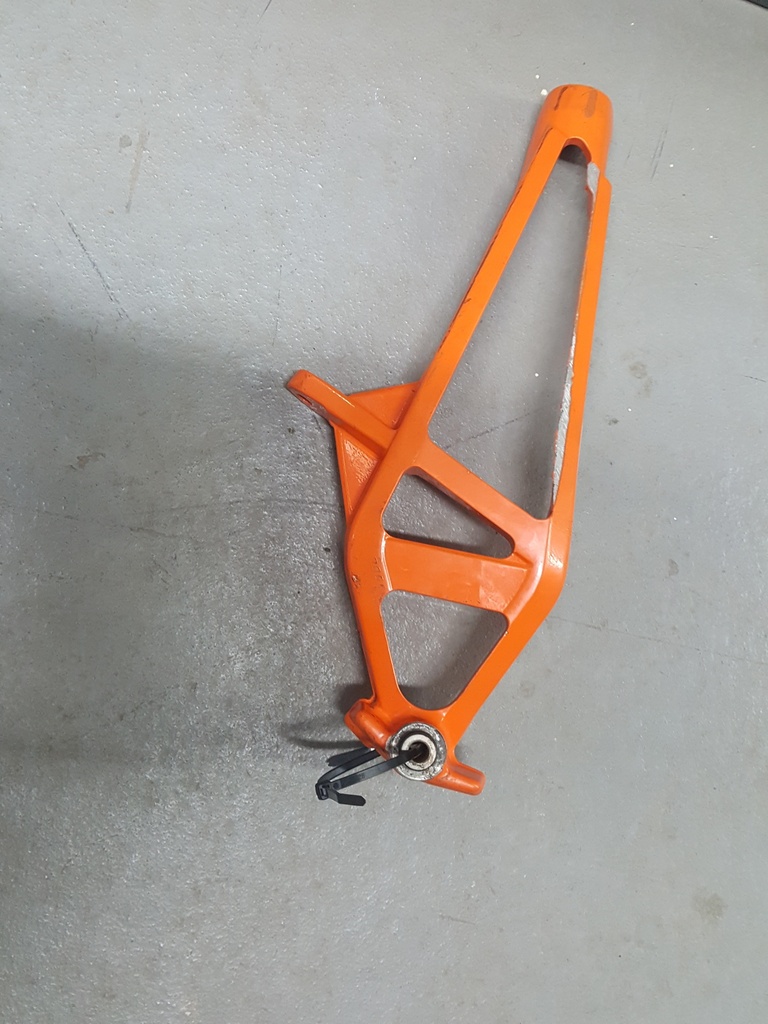 spindle, steering - right - orange (inc. 2)