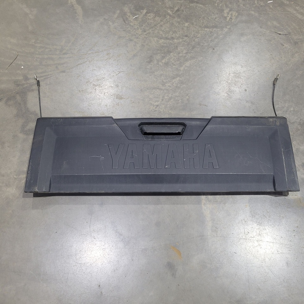 rear storage lid comp