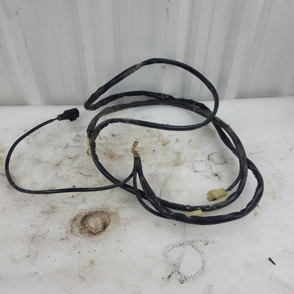 wire, minus lead