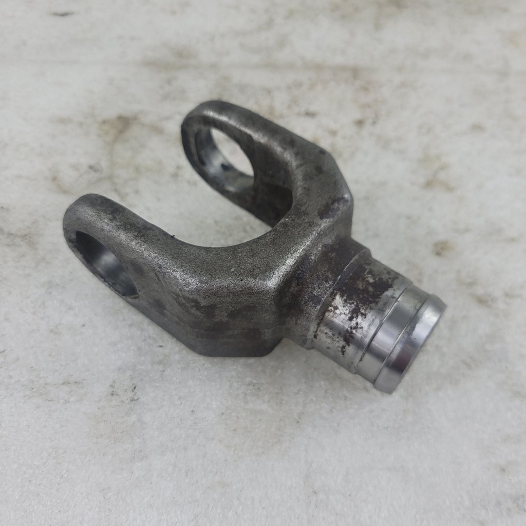 yoke, joint 2