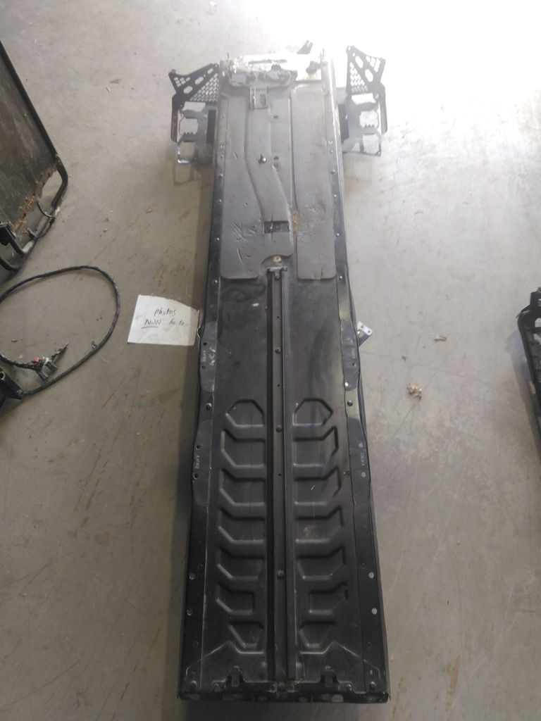 Deep Black, Chassis Tunnel Module 165" Model Deep Black