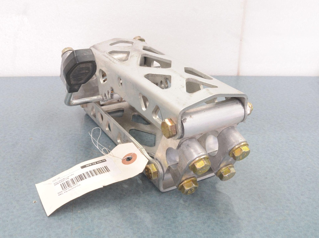 [506152176-001] Adjustable handle