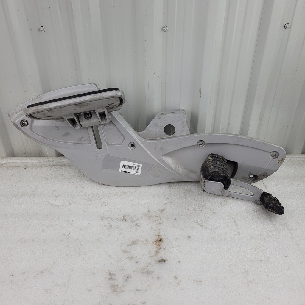 rh footrest support