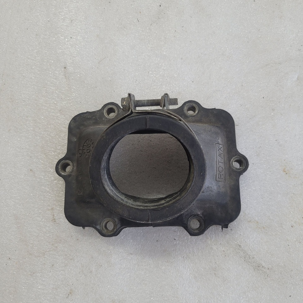 Intake Socket