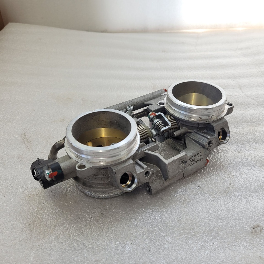 (new ref. 420685754) throttle body