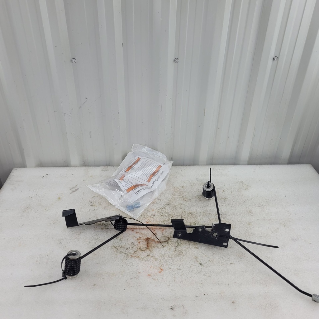 Tunnel Ice Scratchers with Replaceable Tips