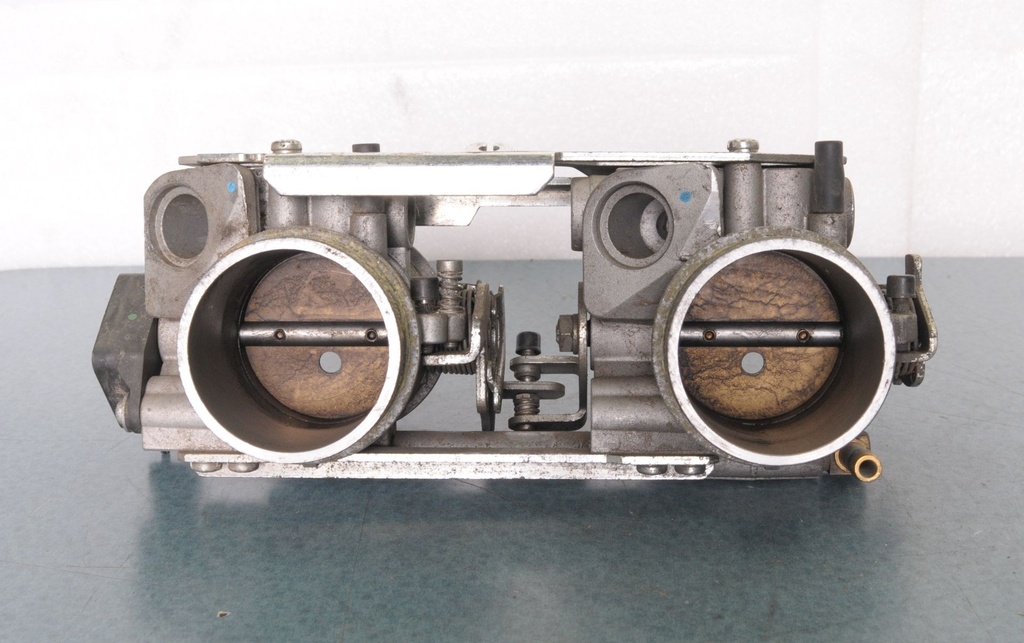 (new ref. 420889202) throttle body