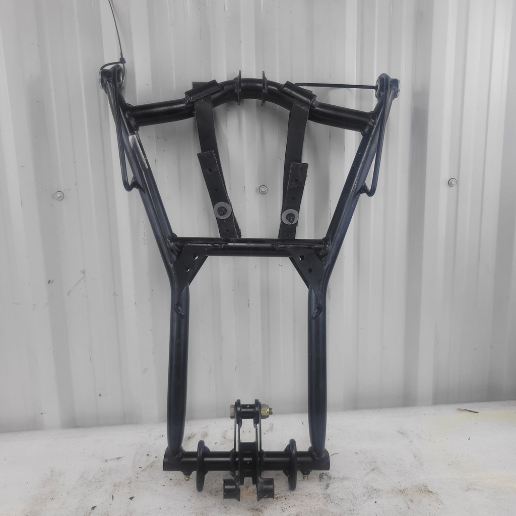 deep black, central suspension arm ass'y