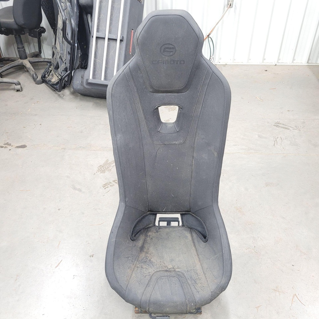 [CF00137] rh seat