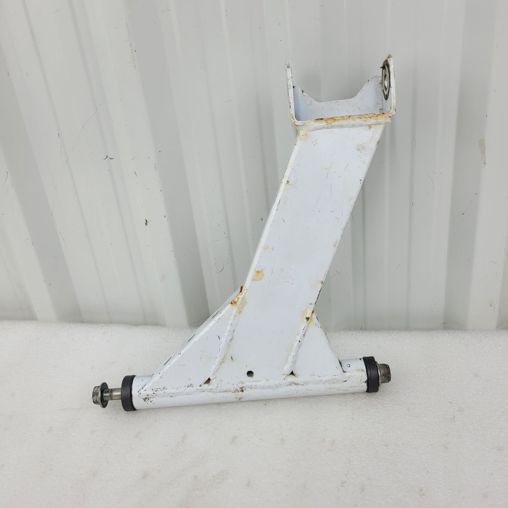 rear upper arm,rh, white pearl white