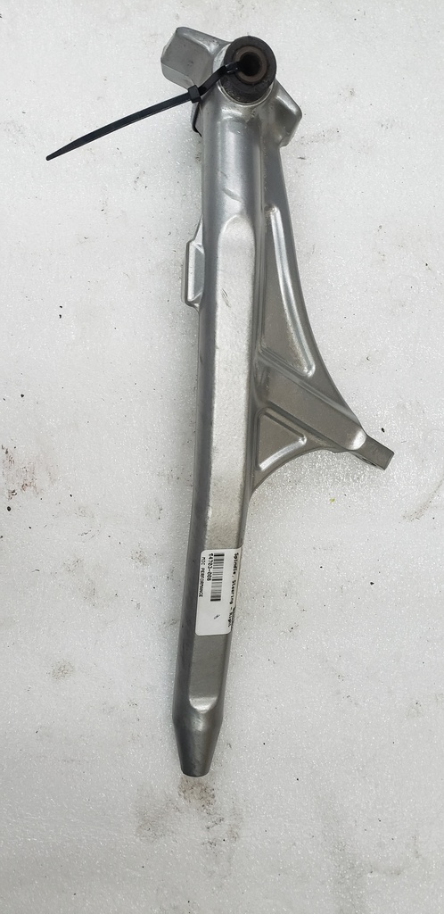 Spindle, Steering - Right - Silver (inc. two No. 2)