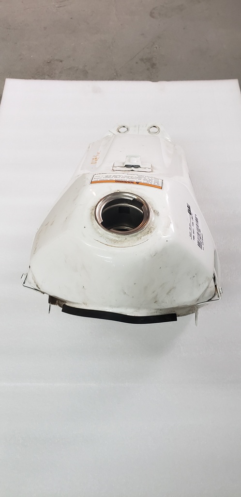 TANK ASSY, FUEL (WHITE) - Suzuki - 49200-29FJ1-30H