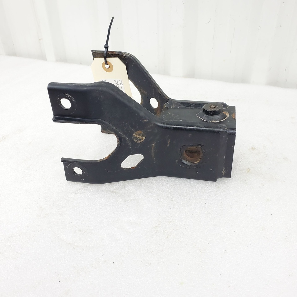 towing bracket maud spirit black