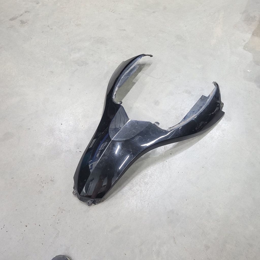 (new ref. 705007646) center panel, black rs-s magnesium model