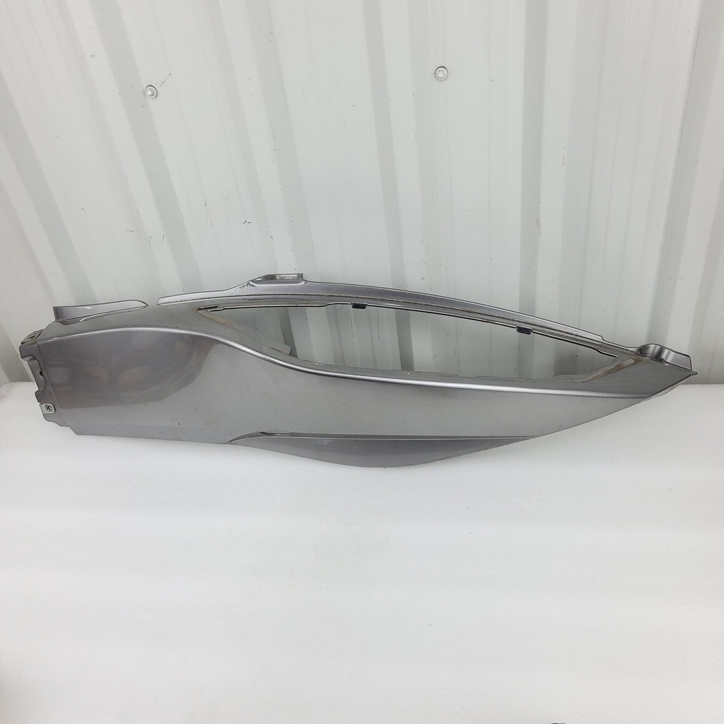 (new ref. 705005589) rh front panel, magnesium rs-s magnesium model