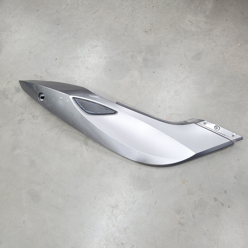 (new ref. 705008928) rh rear panel, magnesium rs-s magnesium model