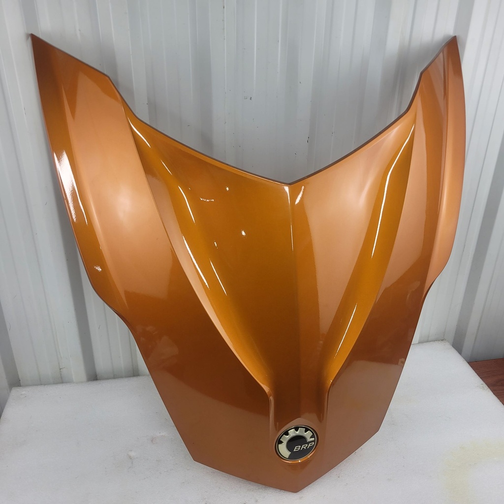 COGNAC HOOD Model-Cognac