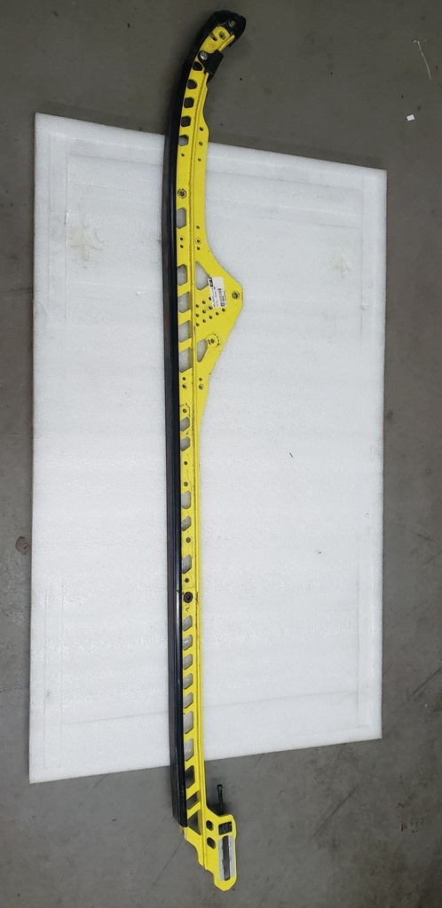 yellow runner 165" lenght 165" - yellow