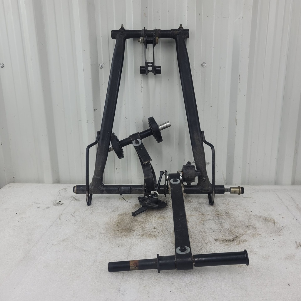 front arm ass'y included 2000 to 2000m