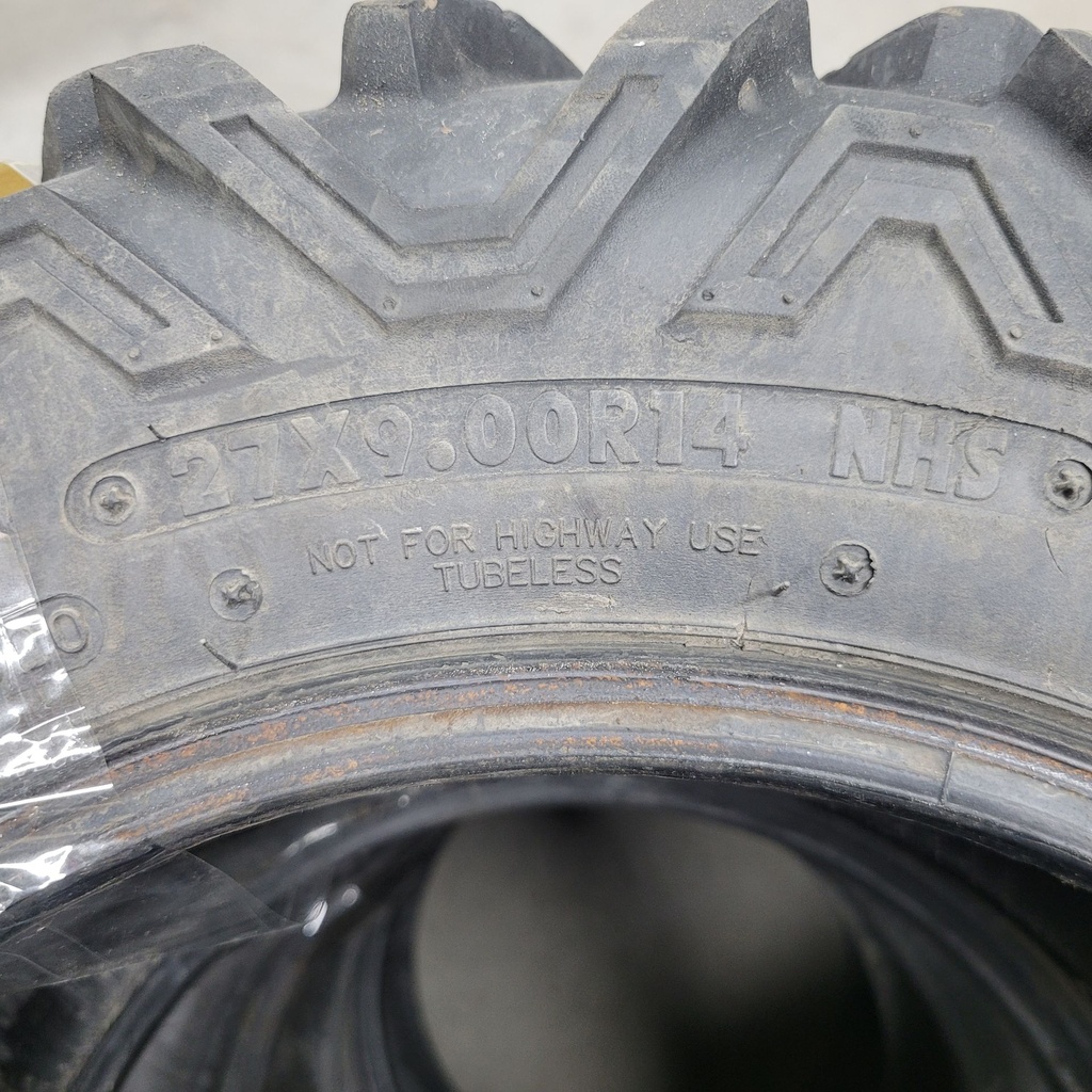 SET 4 TIRES 27x9-14 used